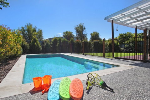 53 Northbeach Place, Mudjimba - Melbourne Tourism 3
