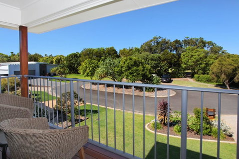 53 Northbeach Place, Mudjimba - Melbourne Tourism 1