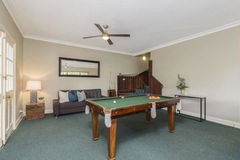 65 Main Guesthouse - Melbourne Tourism 3