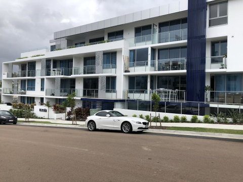 8 ON ELYSEE Alexandra Headland / Mooloolaba Beach - Melbourne Tourism 0