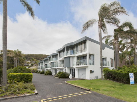 9 Cirrus @ Fingal Bay - Melbourne Tourism 0