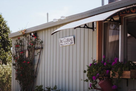 A Lismar Lodge Cottage - Melbourne Tourism 3
