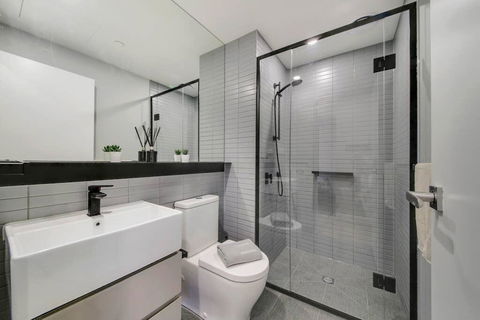 A Modern 2BR Apt, 5-min Walk To Melbourne Central - Melbourne Tourism 3