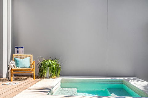 A PERFECT STAY - Clique 1 - Melbourne Tourism 2