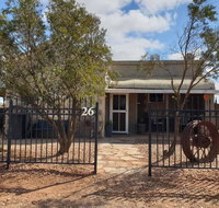 A real bush retreat. Kangas Emus  Starry Skies. - Melbourne Tourism