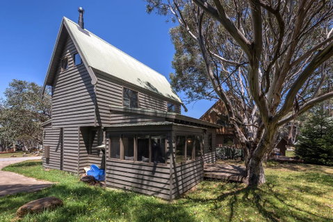 Aaragon - Melbourne Tourism 2