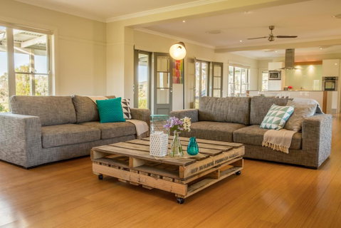 Abingdon House - Melbourne Tourism 1