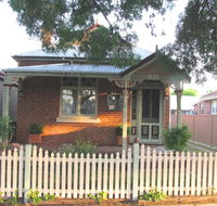 Acacia Cottage on Peel Bathurst - Melbourne Tourism