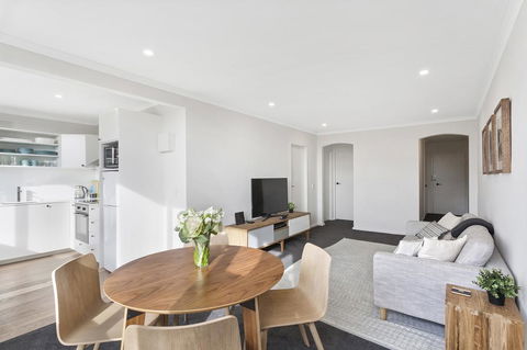 Ace's Place - Melbourne Tourism 2