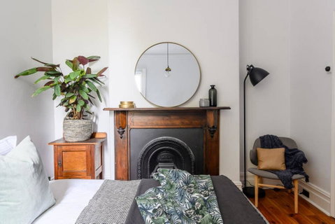 ADDERLEY A Striking 1880s Remodeled Victorian - Melbourne Tourism 3