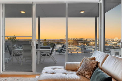 EAST34/60 - Urban Sanctuary - Melbourne Tourism 1