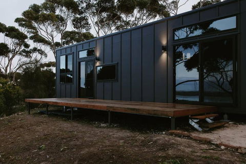 Essence Kangaroo Island - Tiny Home American River - Melbourne Tourism 4