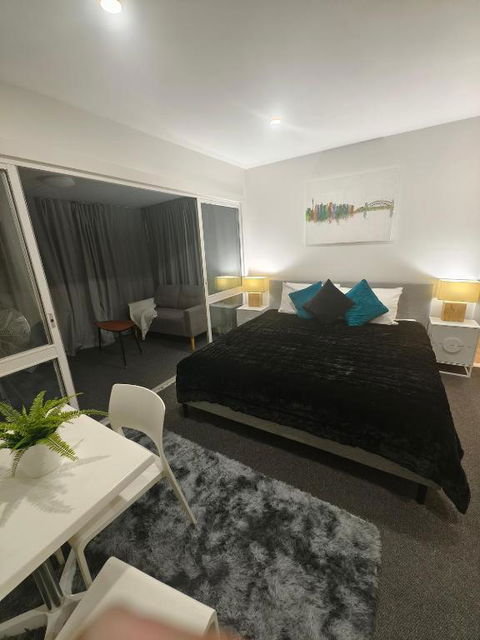 Entire Studio Apartment - Self Check-in - Melbourne Tourism 0