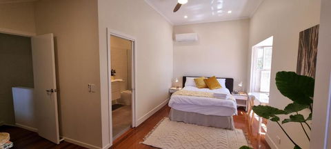 Fab 4brm Home With Pool A 15 Min Walk To Beach - Melbourne Tourism 2