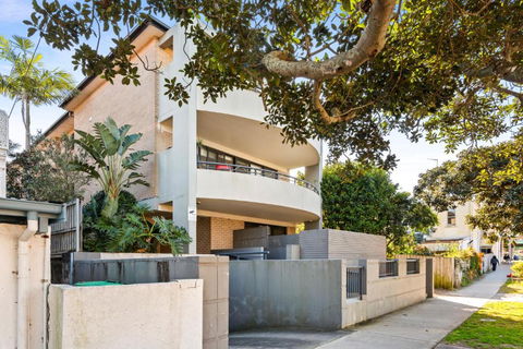 Fab Bondi 2-Bed With Courtyard & Alfresco Dining - Melbourne Tourism 4