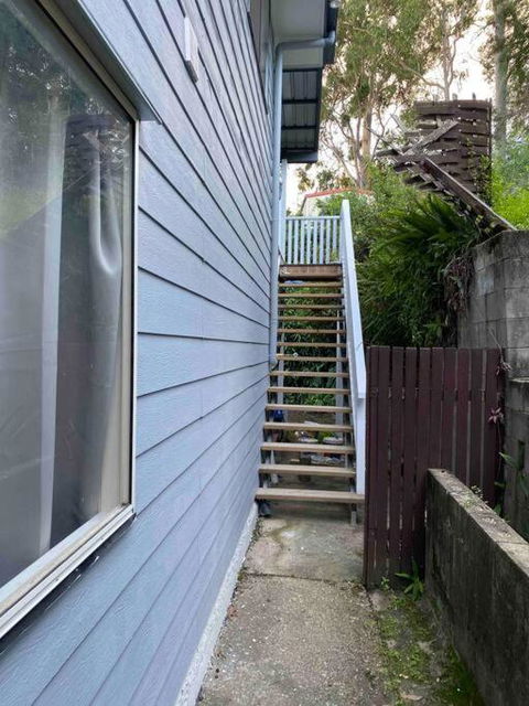 FAMILY 3-bedroom Everton Hills Apartment - Melbourne Tourism 2