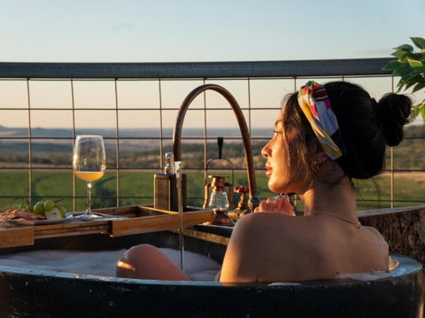 Faraway Domes - Melbourne Tourism 1