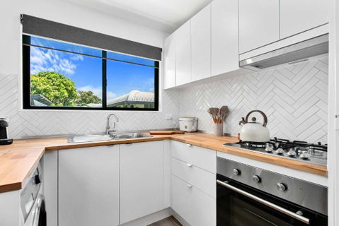 Faraway Retreat - Melbourne Tourism 3