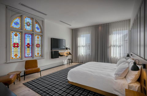 Farmers Home Hotel - Melbourne Tourism 3