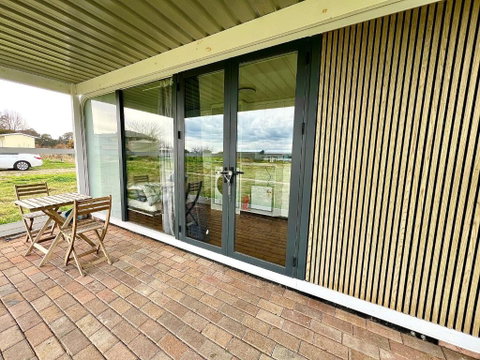 Field Tiny Home - Fruit & Sunset - Melbourne Tourism 1