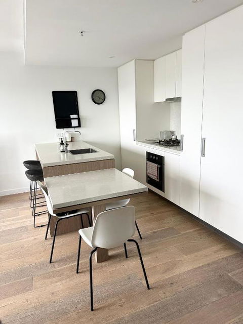 FV Peppers 1 Bedroom Apartment - Melbourne Tourism 0
