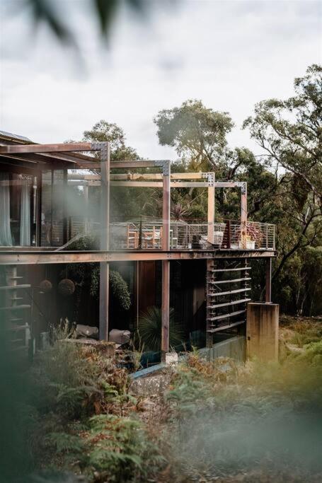 Grand Designs Eco Bush Retreat - Melbourne Tourism 4