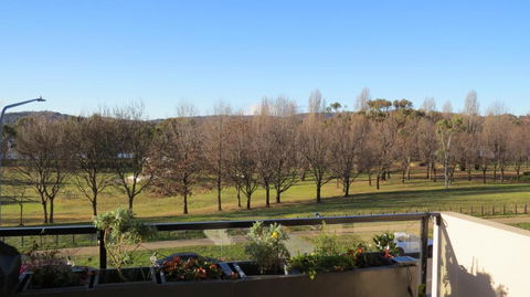 GREENWAY WATERS 2 Bed Apartment - Melbourne Tourism 2