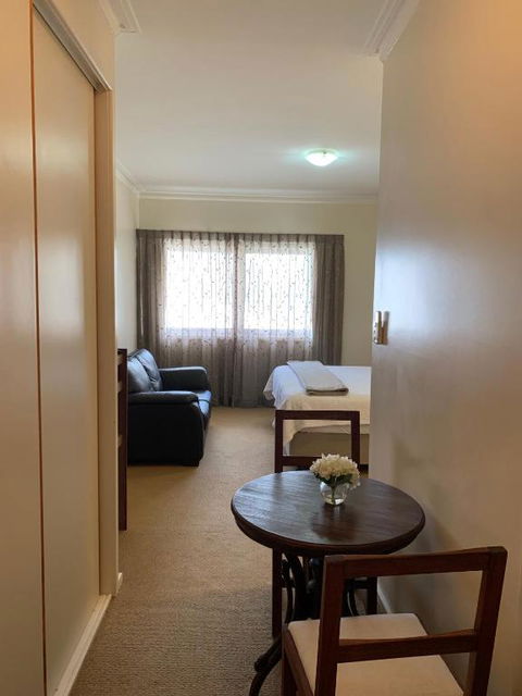 Guildford River Retreat - Melbourne Tourism 2