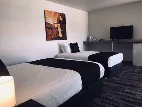 Guiding Star Motel & Hotel - Melbourne Tourism 4