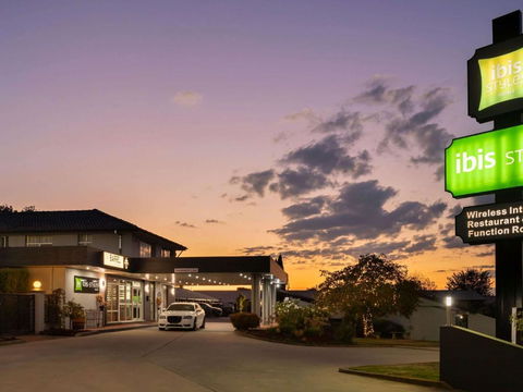 Ibis Styles Orange - Melbourne Tourism 3