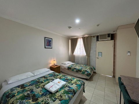 IGrand Motel - Melbourne Tourism 1