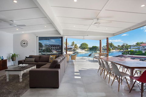 INCREDIBLE VALUE - Perfect For Large Families - Melbourne Tourism 2