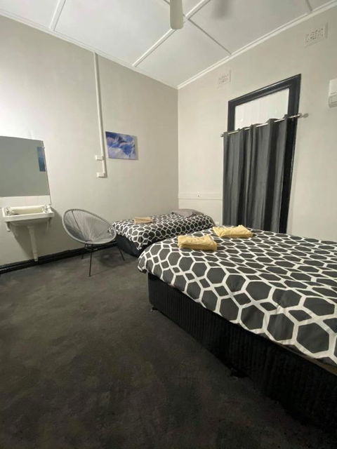 Imperial Hotel Coonabarabran - Melbourne Tourism 2