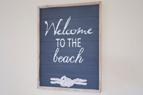 INVERLOCH - 2 Separate Houses In One! - Melbourne Tourism 1