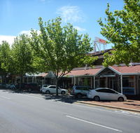 Adelaide Travellers Inn Backpackers Hostel - Melbourne Tourism