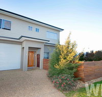 Adelphi Views on Luton - Woodlands - Melbourne Tourism