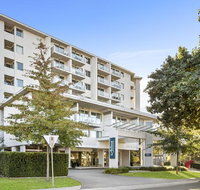 Adina Serviced Apartments Canberra Dickson - Melbourne Tourism