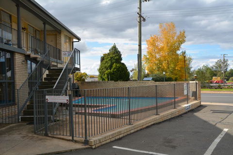 Adrian Motel - Melbourne Tourism 0