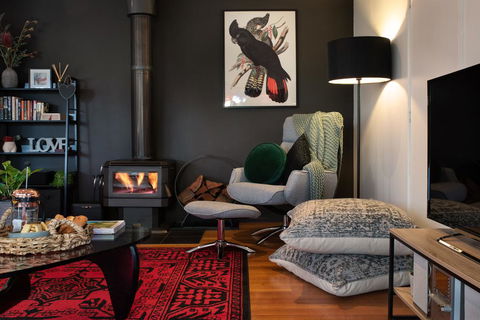 Ahimsa Hepburn - Melbourne Tourism 0