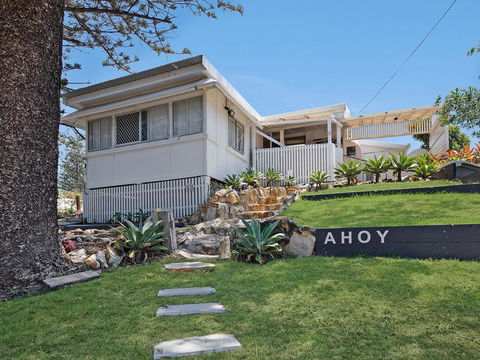 Ahoy Cottage - Melbourne Tourism 0