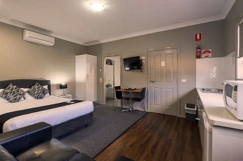 Akuna Motor Inn And Apartments - Melbourne Tourism 2