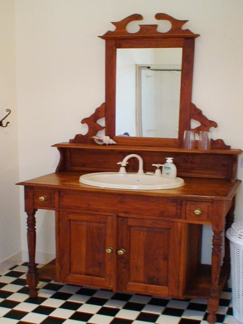 Albury Cottages - Melbourne Tourism 3