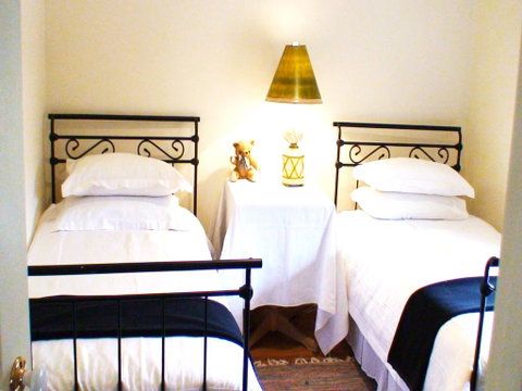 Albury Cottages - Melbourne Tourism 1