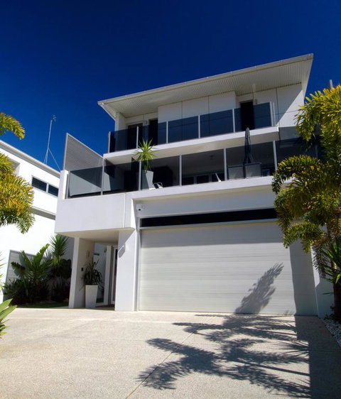 Alex Beach House - Melbourne Tourism 3