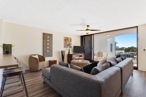 Alex Headland Beachfront - Melbourne Tourism 1