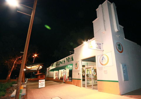 Alice Springs YHA - Melbourne Tourism 0