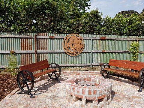 Alkira - Melbourne Tourism 1