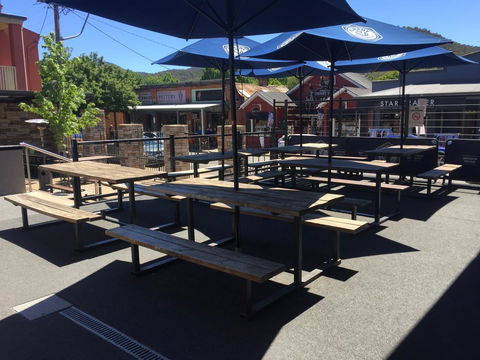 Alpine Hotel Bright - Melbourne Tourism 3