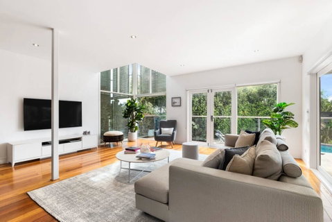 Amalfi Dream - Luxury Villa With Pool And Spa, Walk To Beach And Shops - Melbourne Tourism 3
