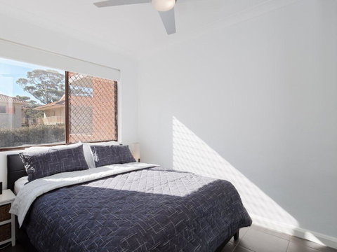 Amanda Court 2/1 Weatherly Cl - Renovated Unit With Aircon, Wifi And Close To The Beach - Melbourne Tourism 3
